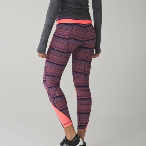 Lululemon Inspire Tight II, Size 2 - Picture 2 of 6